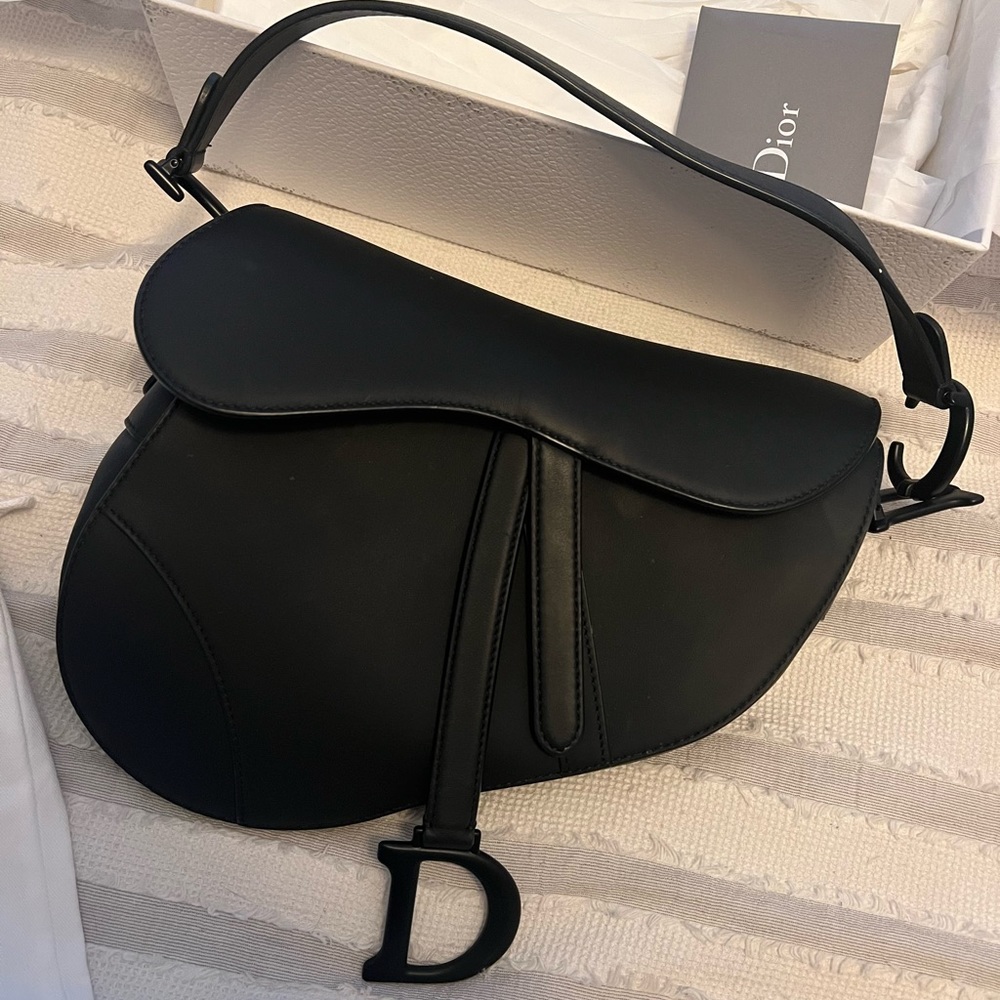 Medium Dior Matte Black Saddle Bag
